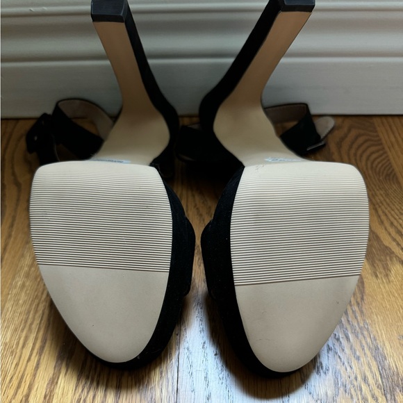 NEW Madden Girl 5.5” Strappy Heels - Picture 8 of 8